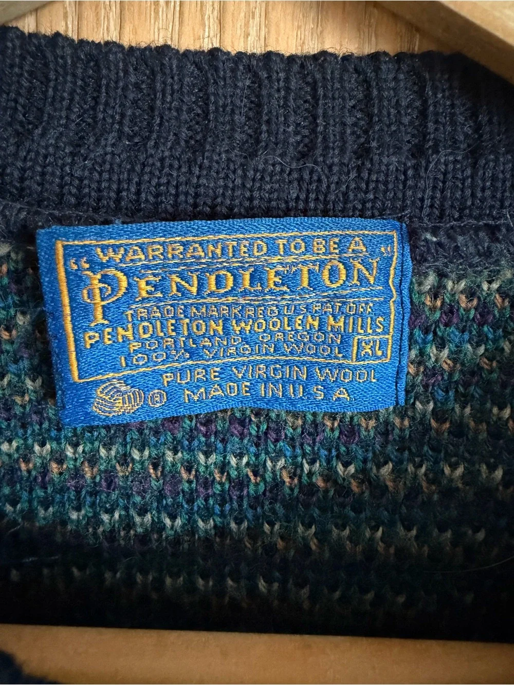 Vintage Pendleton 100% Virgin Wool Navy Geometric Crewneck Sweater Men’s Size XL